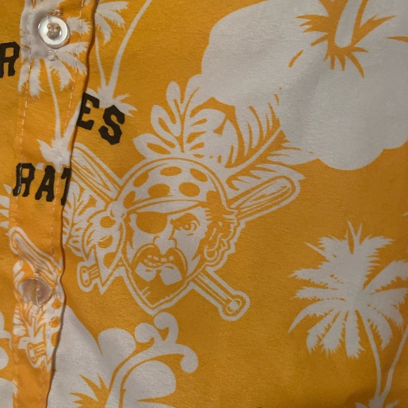 Pittsburgh Pirates Authentic Hawaiian Short Sleeve Shirt Size XL Like New - Picture 4 of 10